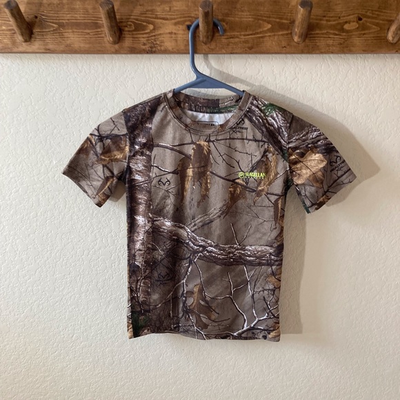 Magellan Outdoors Other - Magellan Kids Outdoors Camo Hunt Gear Short Sleeves- Sz XS- Green- Used